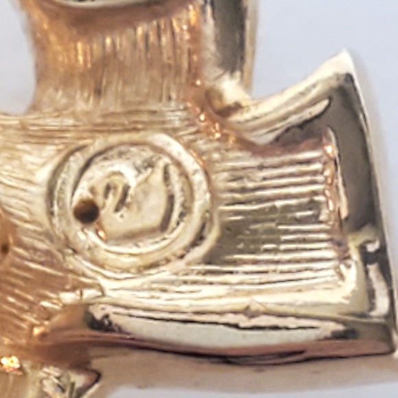 Swarovski Signed Swan Gold Tone Open Heart Brooch Full Pave Set Crystals - Picture 9 of 12